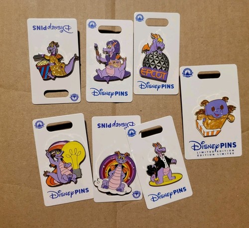 Disney parks trading pins - trading,